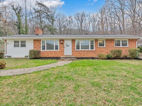 3988 Welcome Valley RD SE, Roanoke, VA 24014