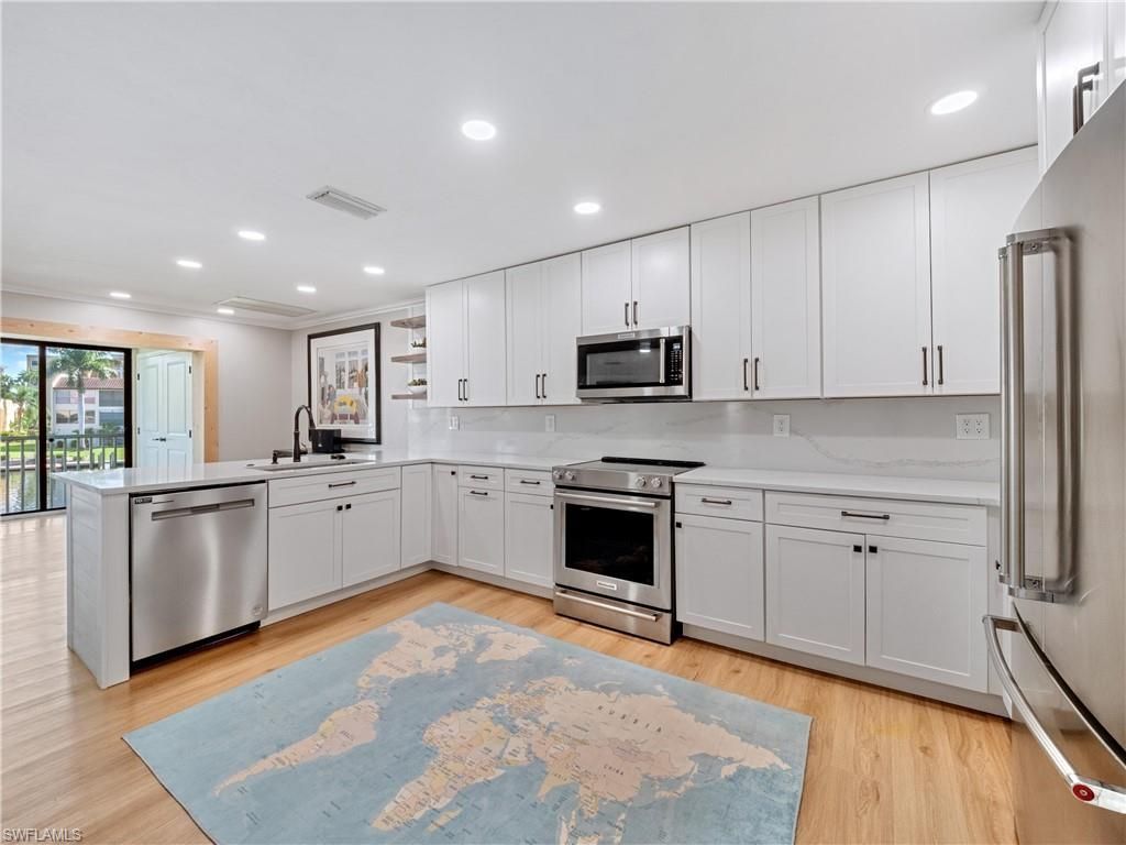 4105 SE 19th Pl, Unit 201, Cape Coral, FL 33904 Photo