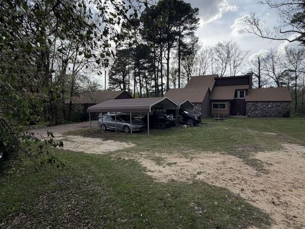 1413 Mine Street, Nashville, AR 71852