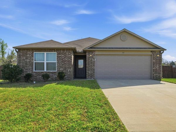 34 Bobby Circle, Cabot, AR 72023