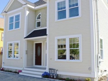 620-622 Trapelo Road, Unit 2, Belmont, MA 02478