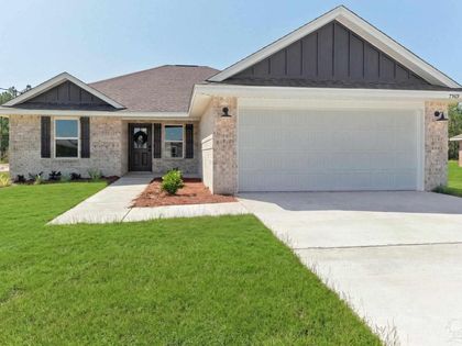 7969 Twin Lake Dr Milton, FL 32583
