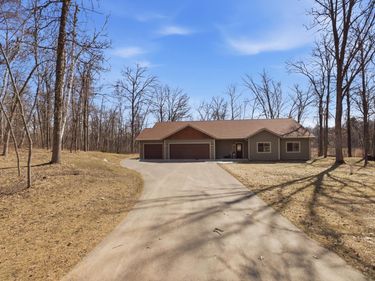 8393 Flower Trail, Breezy Point, MN 56472