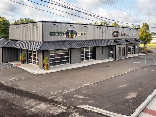 3640 E State St, Hermitage, PA 16148