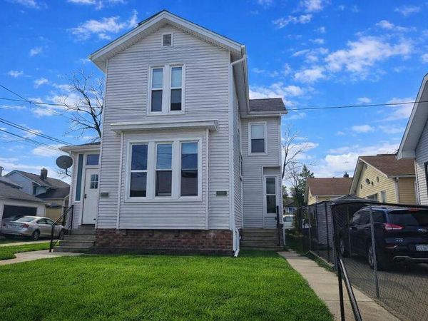 815 13th STREET, Racine, WI 53403