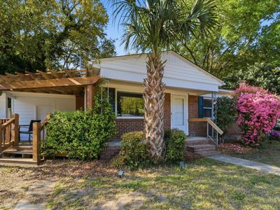 1749 Lady Ashley Street, Charleston, SC 29412