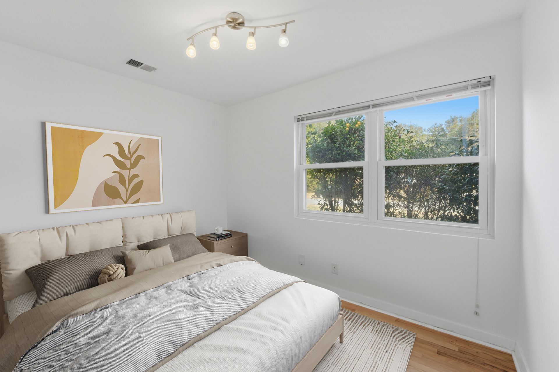 1749 Lady Ashley Street Photo 13