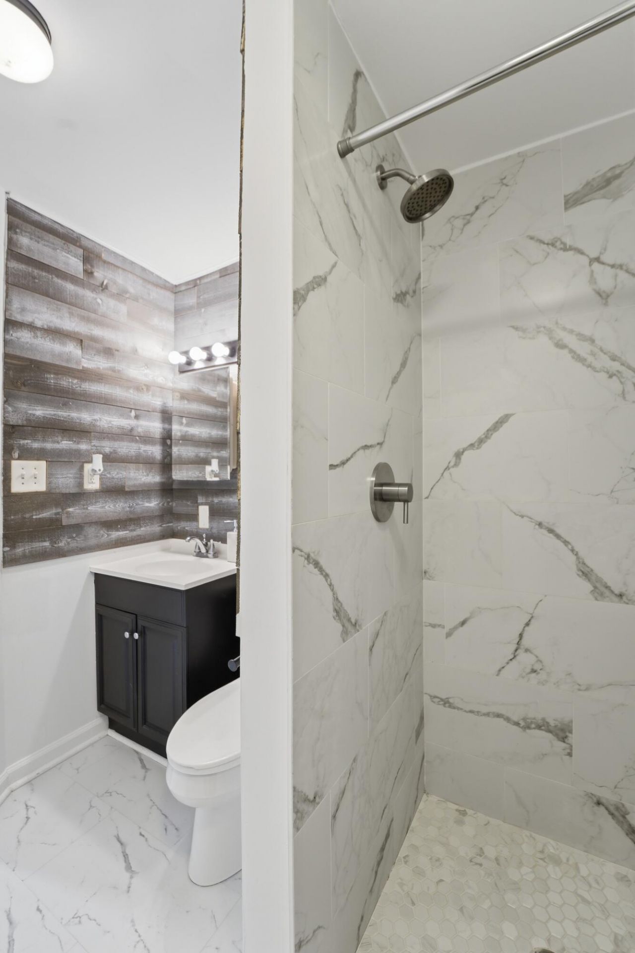 1749 Lady Ashley Street Photo 17