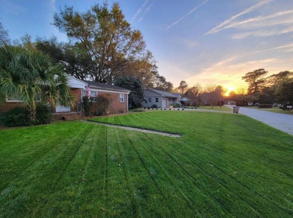 1749 Lady Ashley Street Photo 18