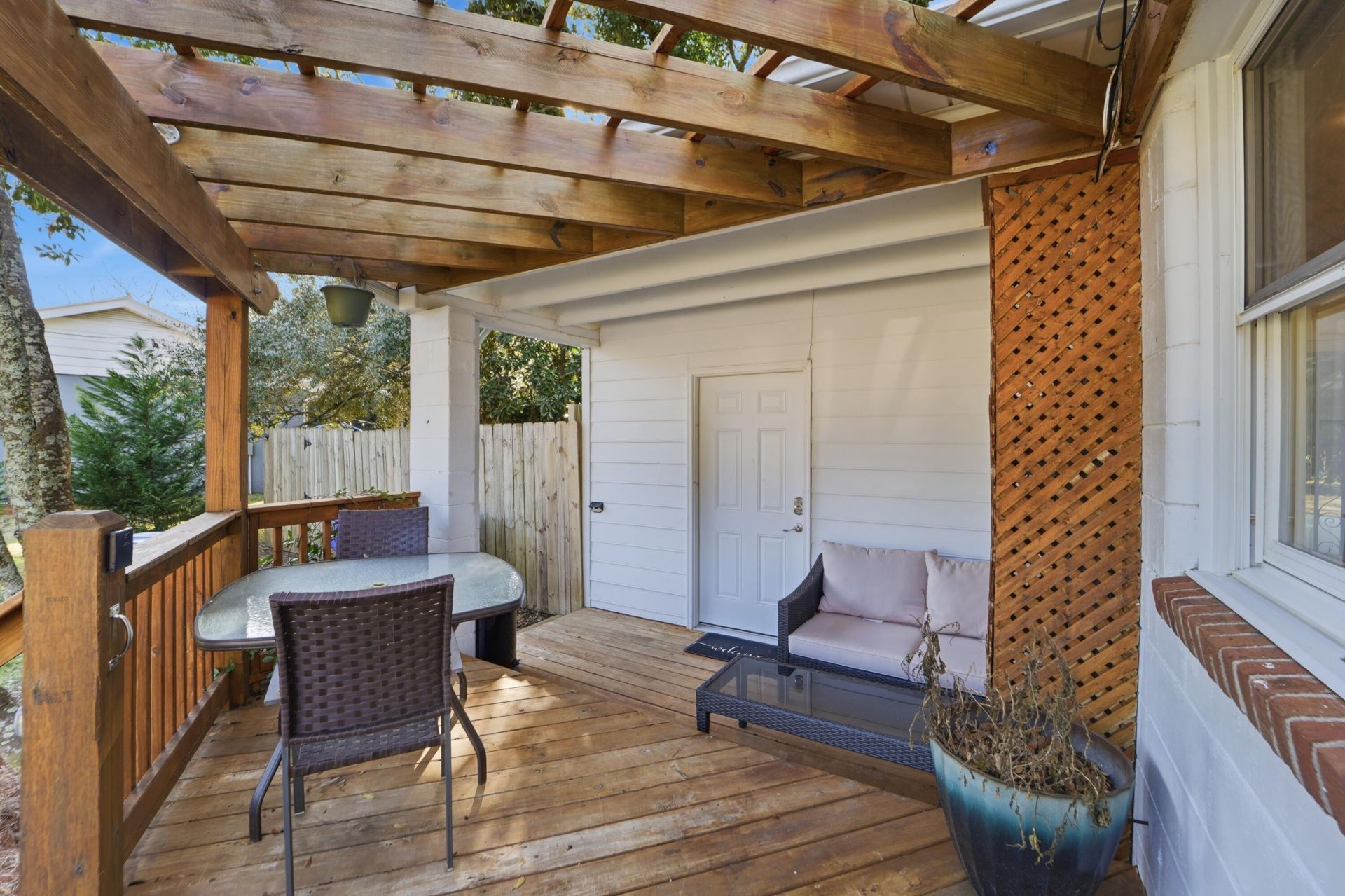 1749 Lady Ashley Street Photo 21