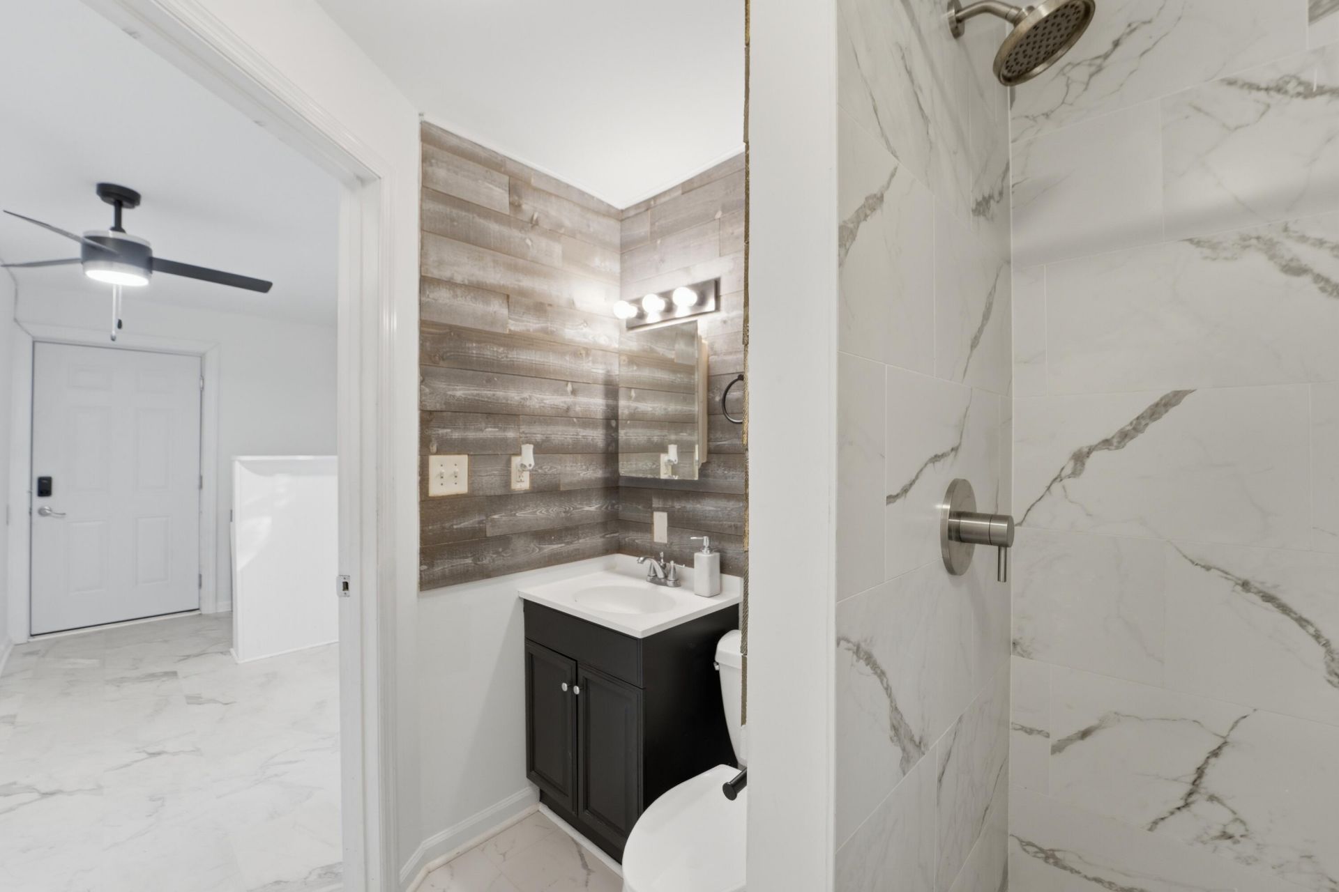 1749 Lady Ashley Street Photo 26