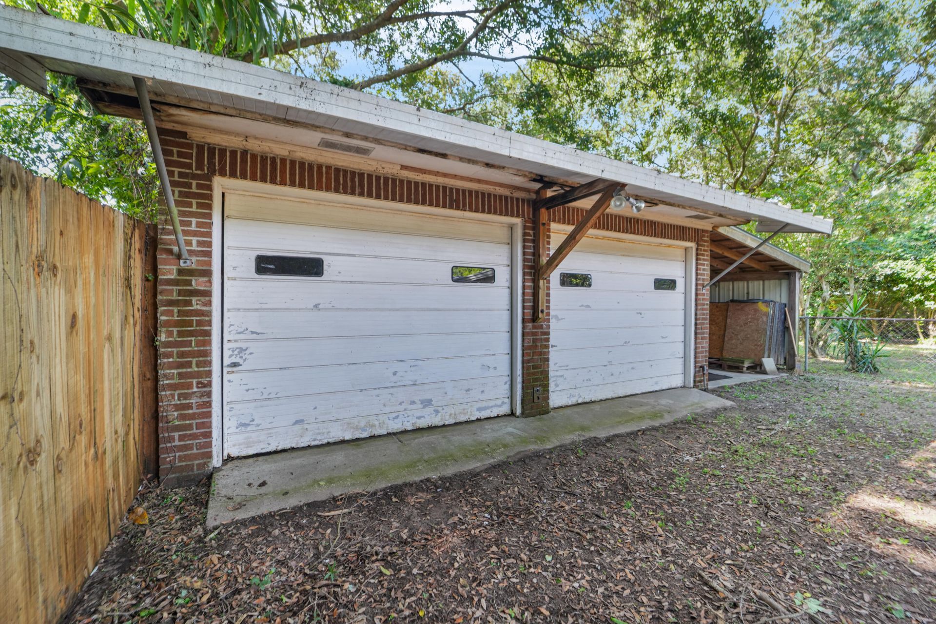 1749 Lady Ashley Street Photo 45