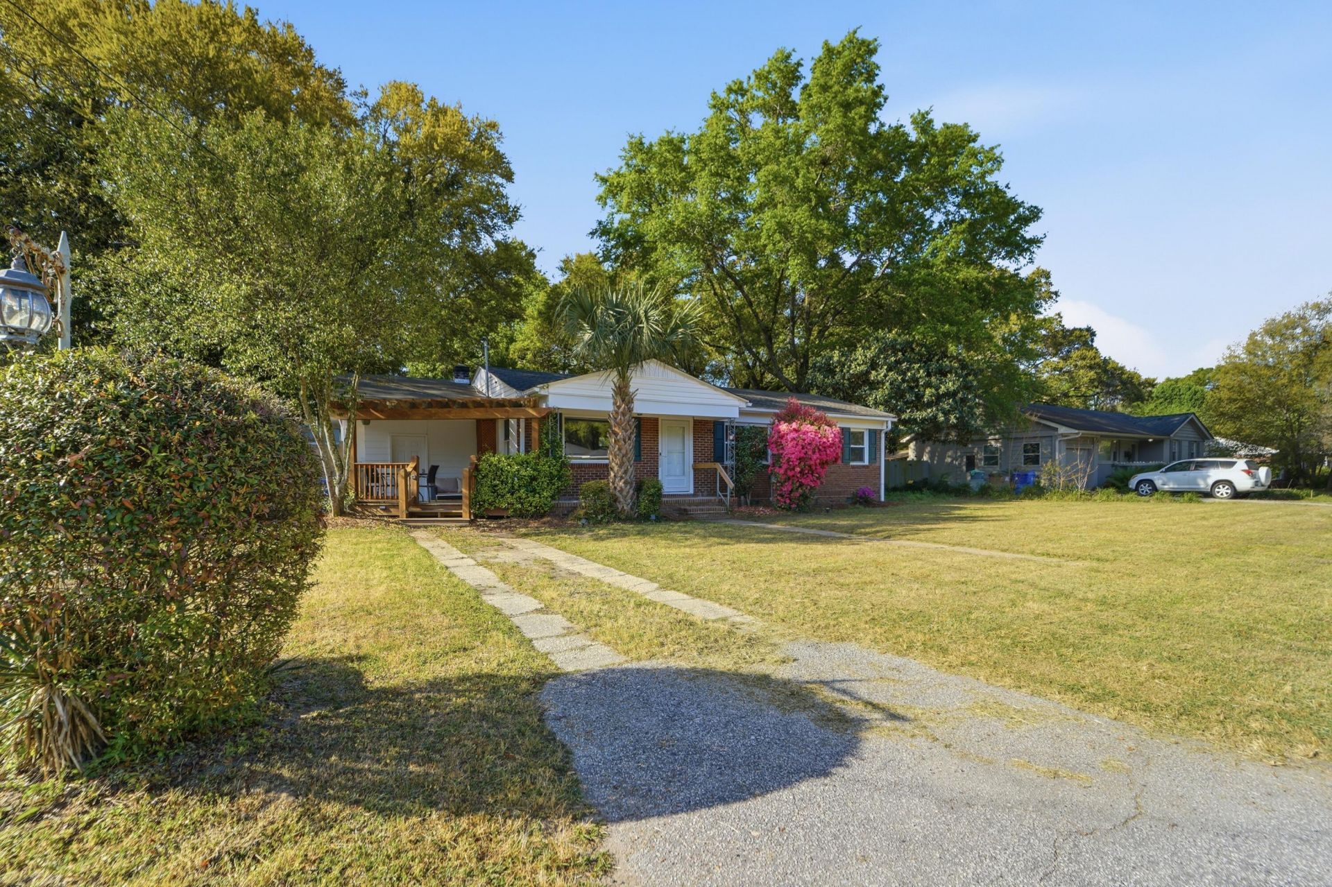 1749 Lady Ashley Street Photo 52