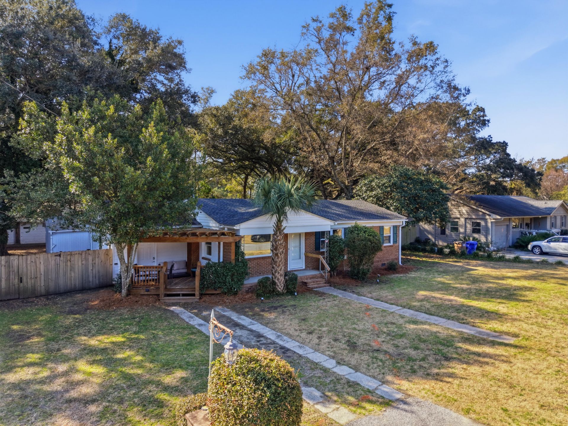 1749 Lady Ashley Street Photo 53