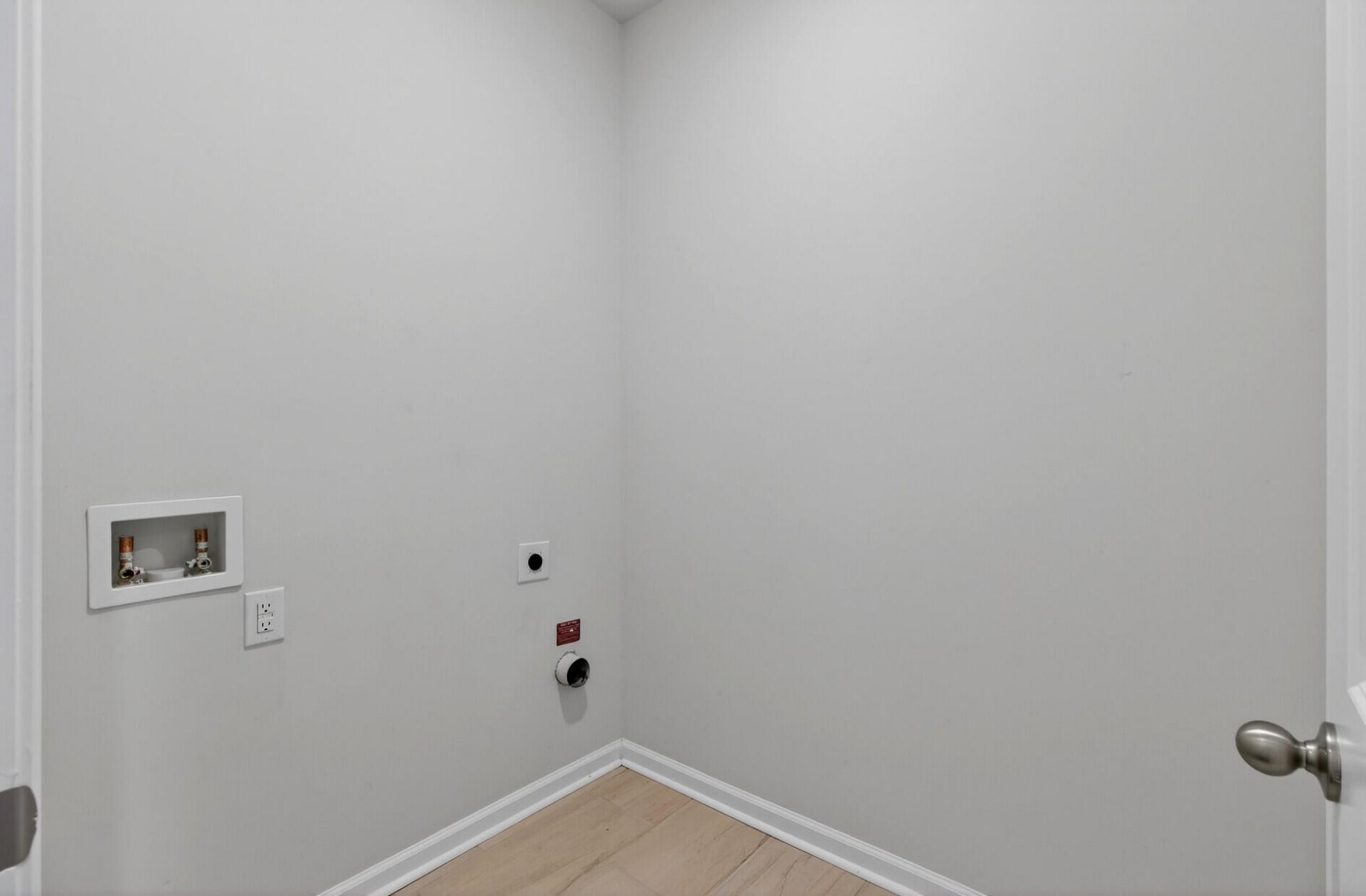 405 Canal Crossing Way Photo 16