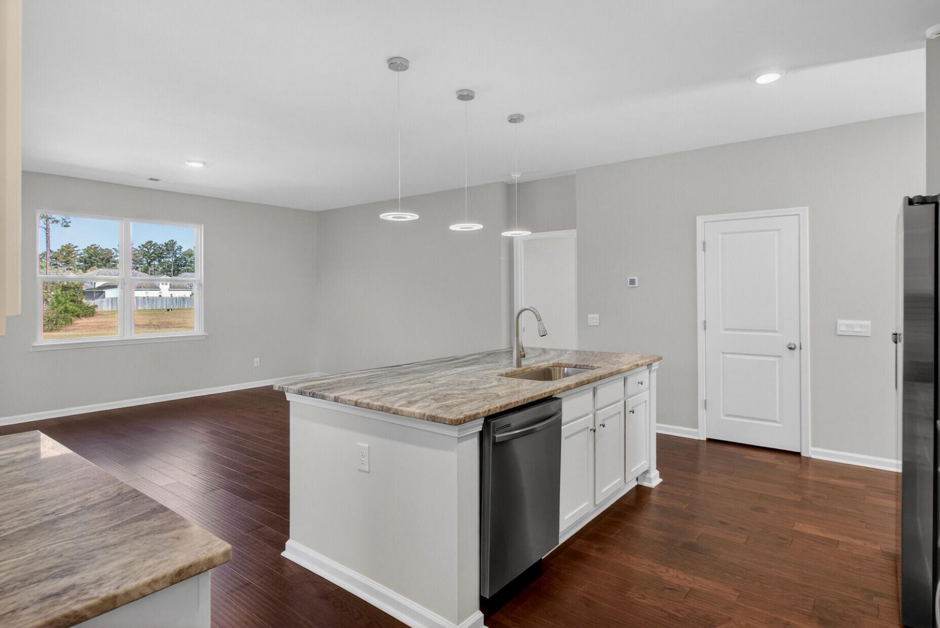 405 Canal Crossing Way Photo 8