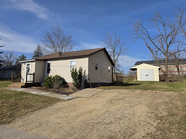 102 Vernon St, Westby, WI 54667
