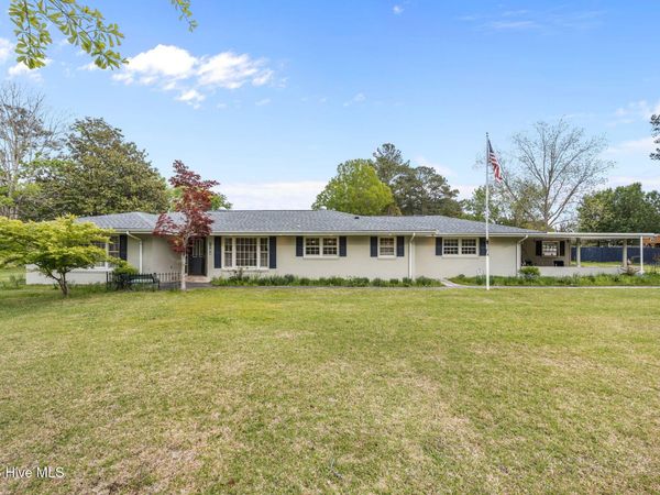 1104 Longview Drive, New Bern, NC 28562