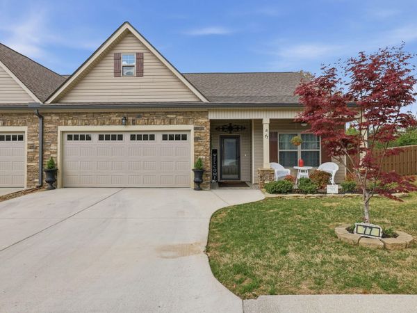 77 Peachstone Lane, Rossville, GA 30741