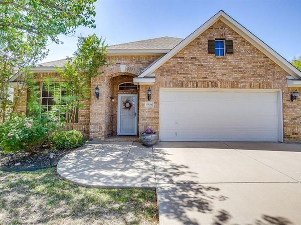 5504 Old Orchard Drive, Fort Worth, TX 76123