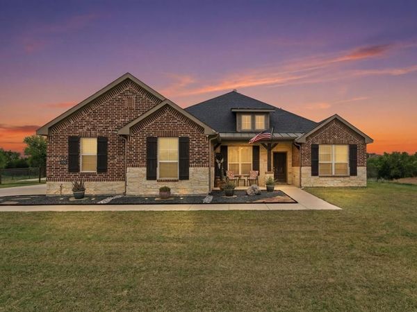 1052 Winecup Lane, Weatherford, TX 76085