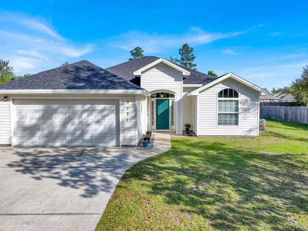 9121 Indian Bluff Road , Youngstown, FL 32466