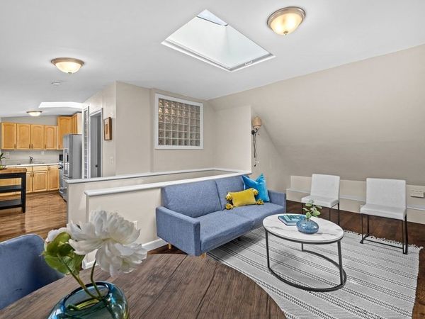 47 R Jamaica, Unit 3, Boston, MA 02130