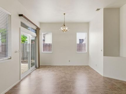 8087 Bothwell Dr, Sacramento, CA 95829 Photo