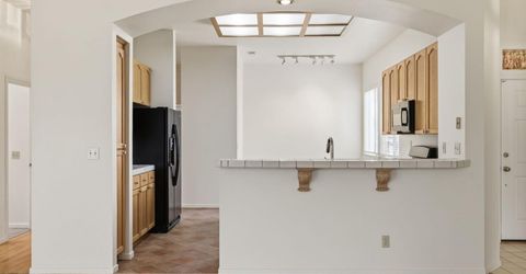 8087 Bothwell Dr, Sacramento, CA 95829 Photo