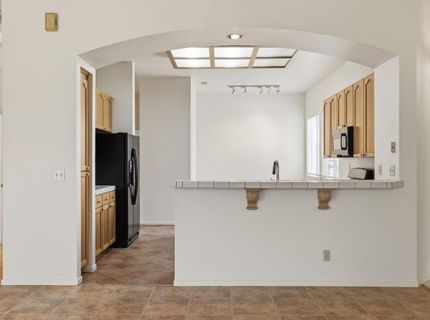 8087 Bothwell Dr, Sacramento, CA 95829 Photo