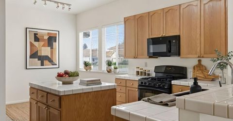 8087 Bothwell Dr, Sacramento, CA 95829 Photo