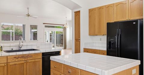 8087 Bothwell Dr, Sacramento, CA 95829 Photo