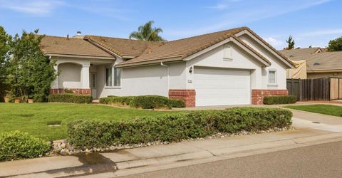 8087 Bothwell Dr, Sacramento, CA 95829 Photo