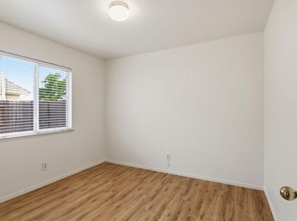 8087 Bothwell Dr, Sacramento, CA 95829 Photo