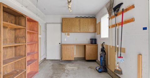 8087 Bothwell Dr, Sacramento, CA 95829 Photo