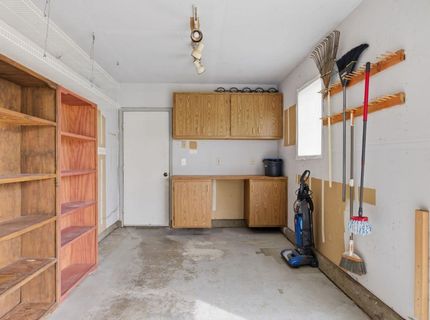 8087 Bothwell Dr, Sacramento, CA 95829 Photo