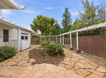 8087 Bothwell Dr, Sacramento, CA 95829 Photo