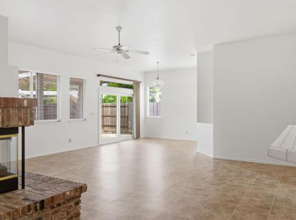 8087 Bothwell Dr, Sacramento, CA 95829 Photo