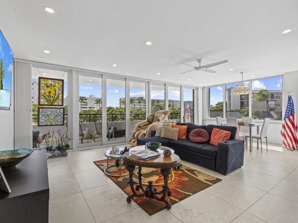 3589 S Ocean Boulevard, Unit 306, South Palm Beach, FL 33480