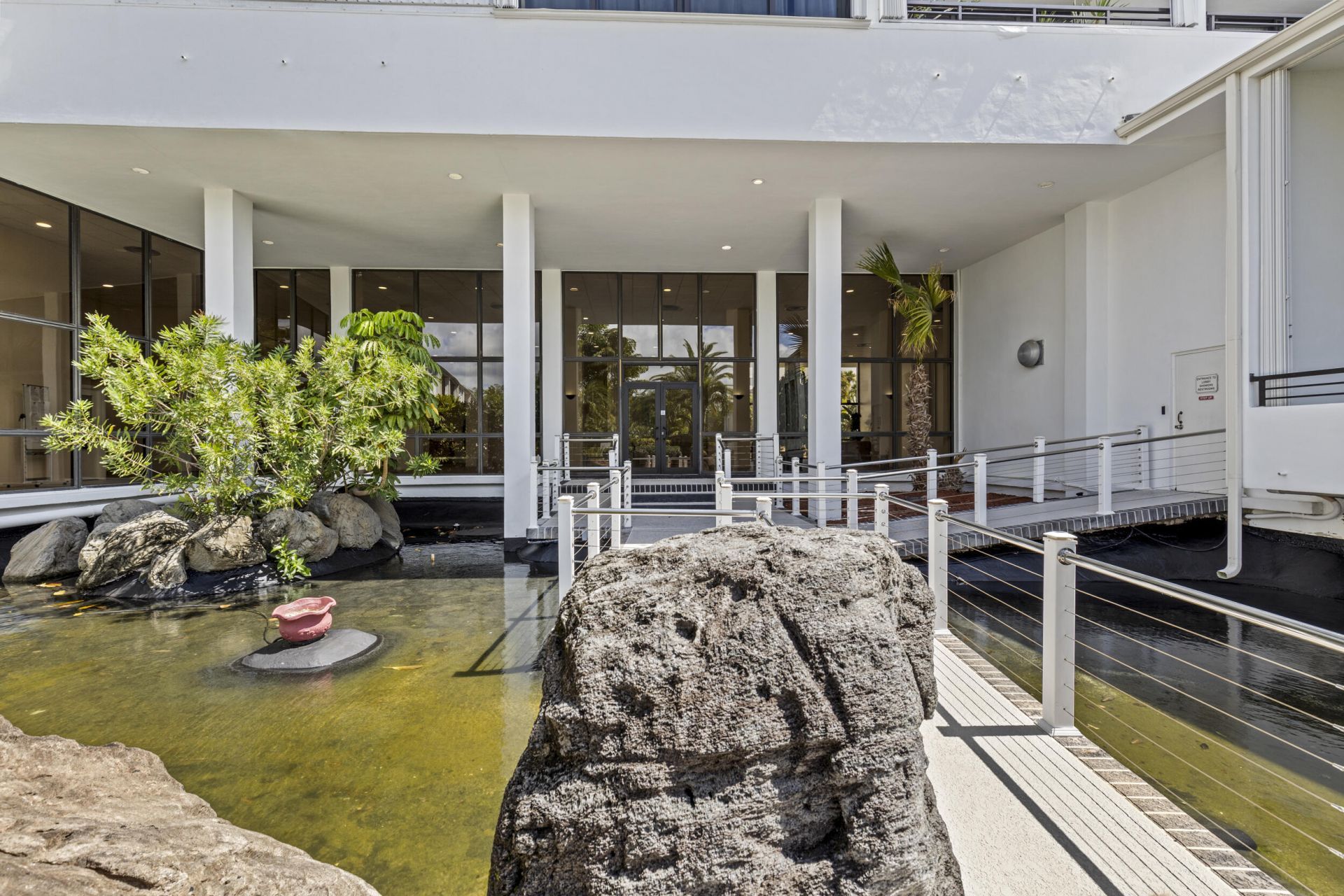 3589 S Ocean Boulevard, Unit 306, South Palm Beach, FL 33480 Photo