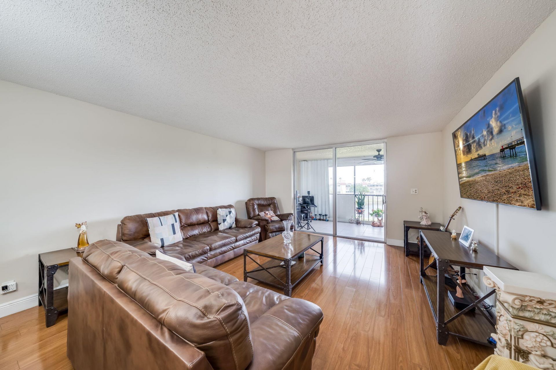 7301 NW 1st Street, Unit 402, Margate, FL 33063 Photo