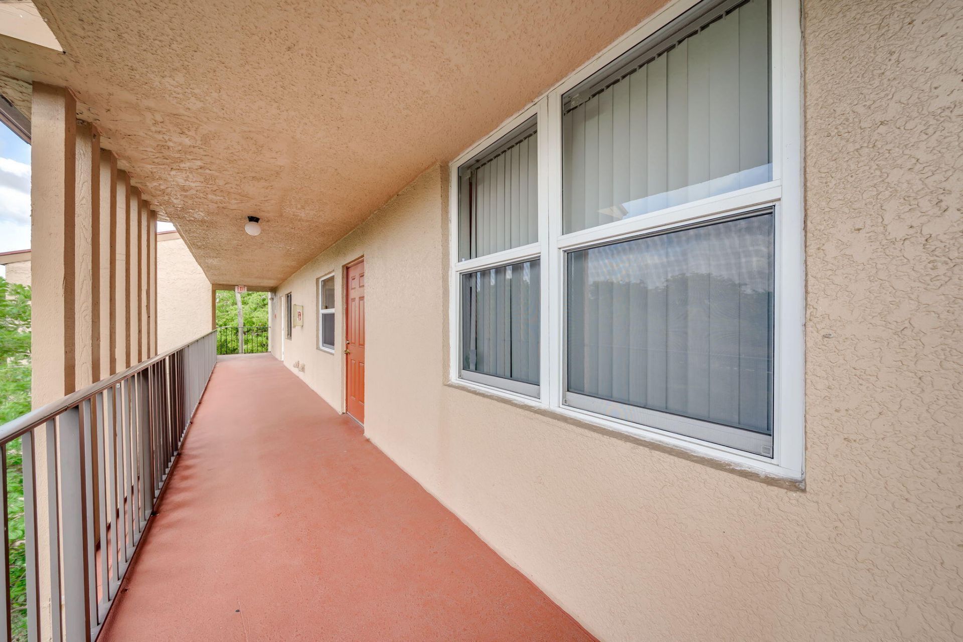7301 NW 1st Street, Unit 402, Margate, FL 33063 Photo