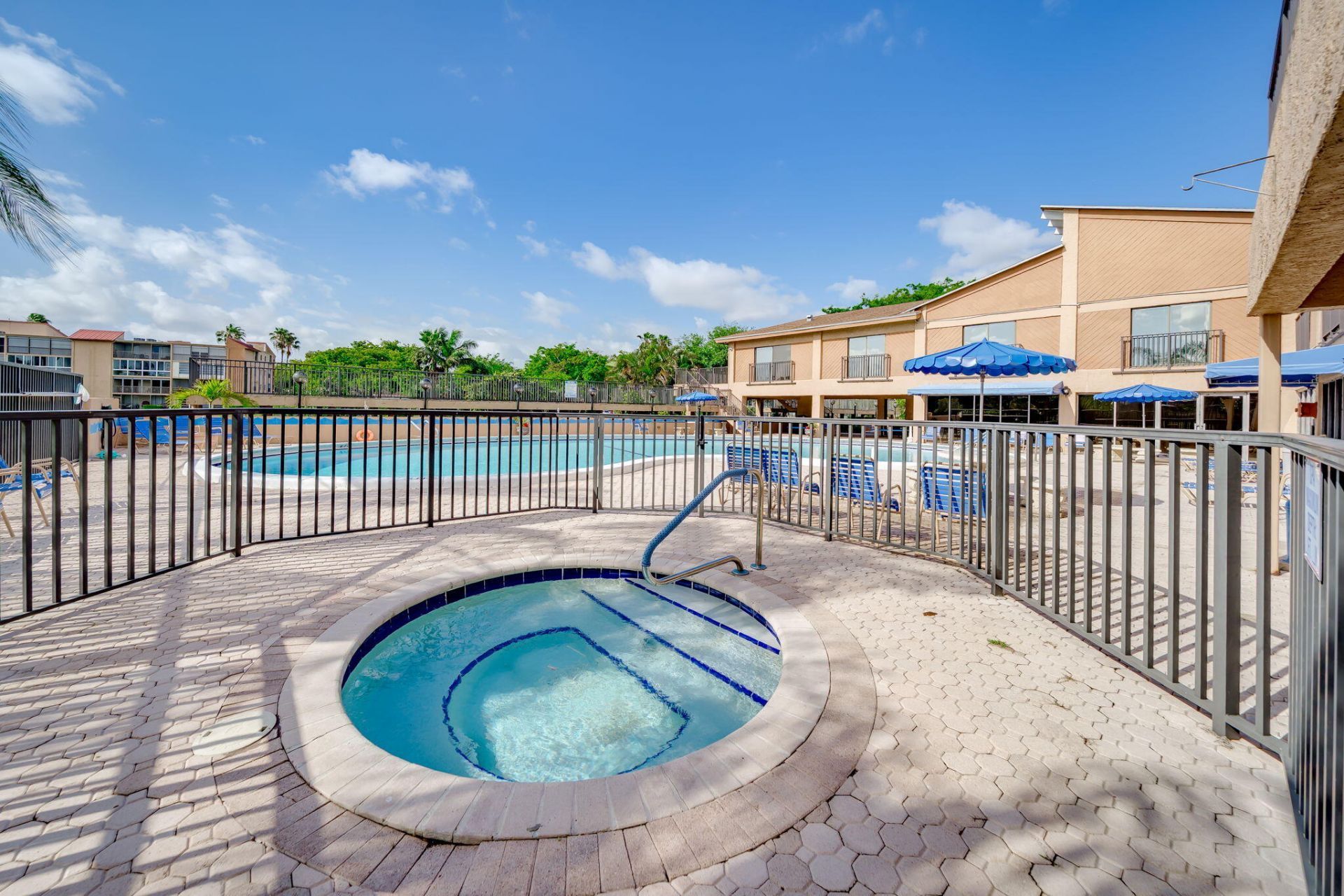 7301 NW 1st Street, Unit 402, Margate, FL 33063 Photo