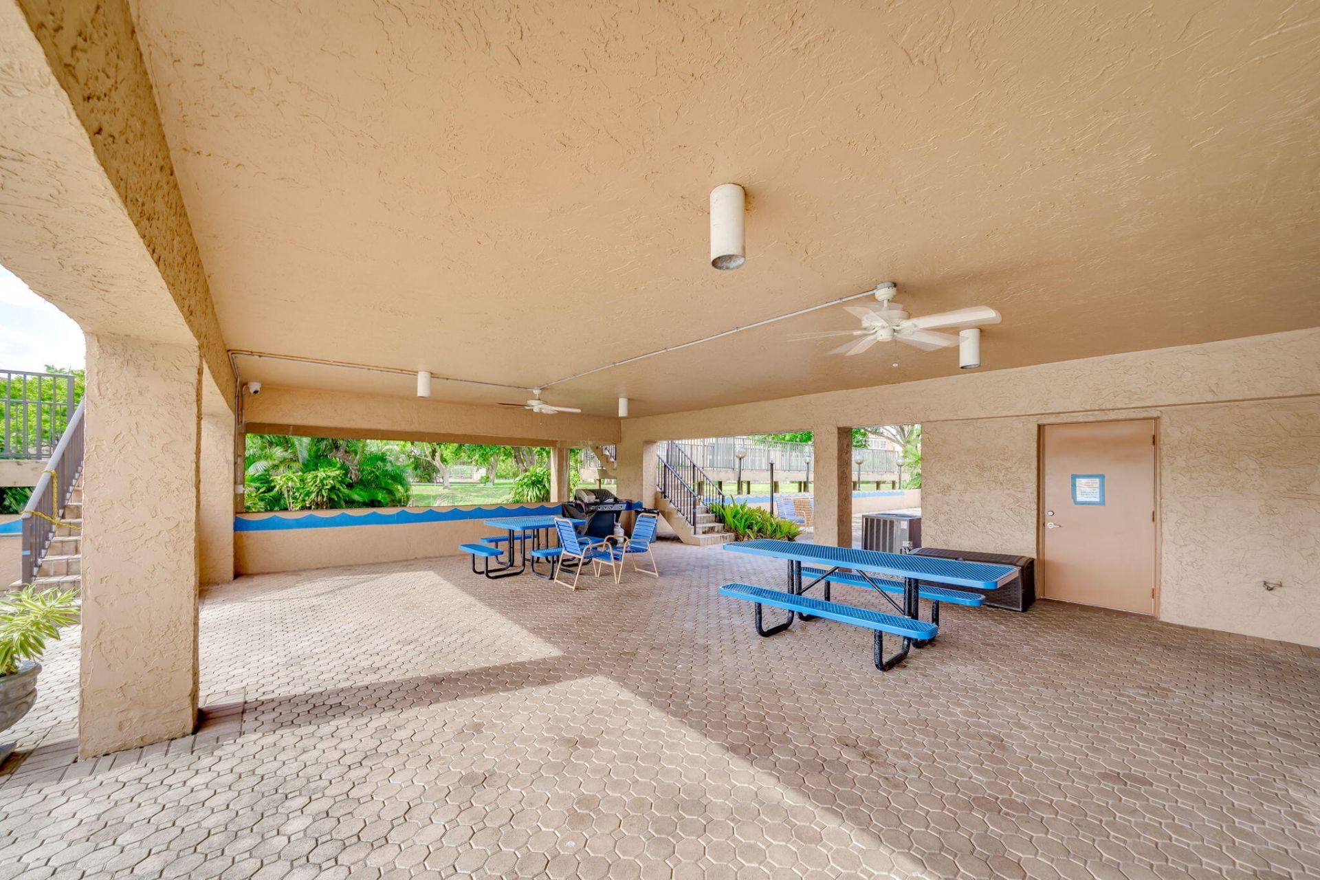 7301 NW 1st Street, Unit 402, Margate, FL 33063 Photo