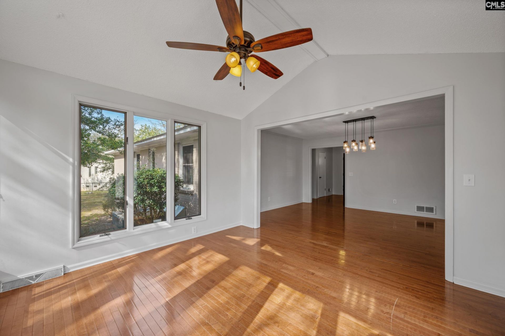 3 Holly Tree Court  Photo 24