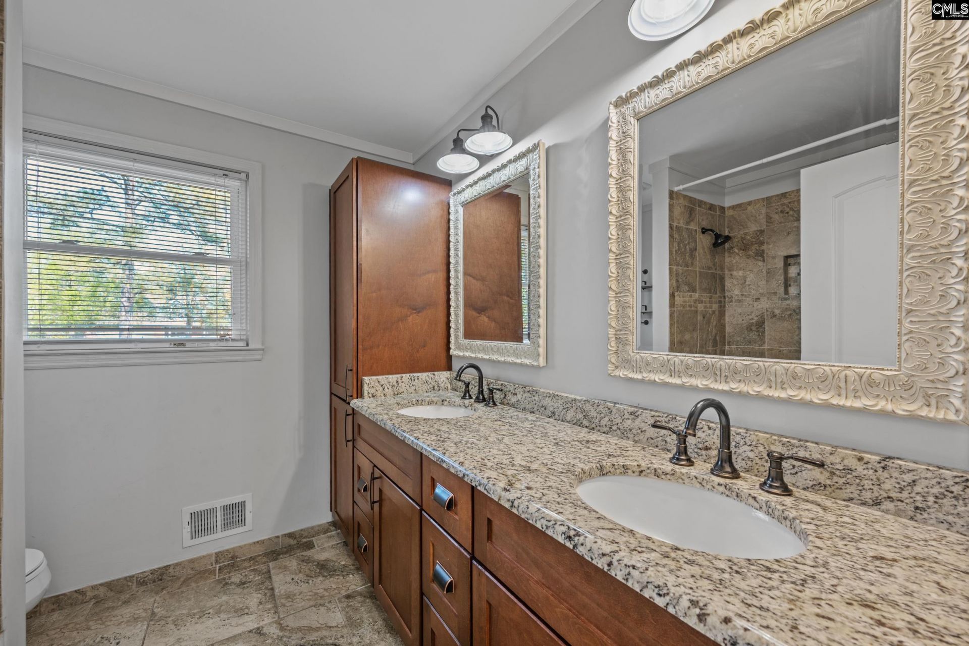 3 Holly Tree Court  Photo 34