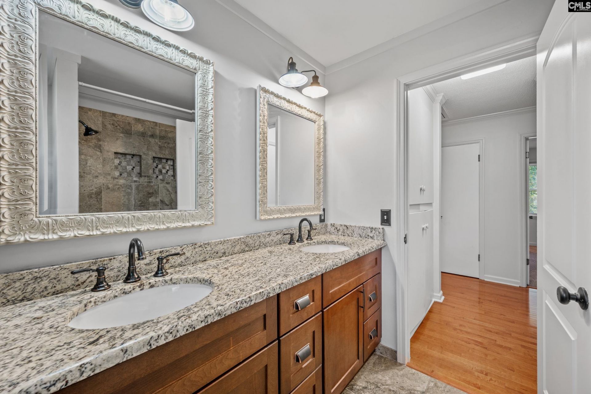 3 Holly Tree Court  Photo 35