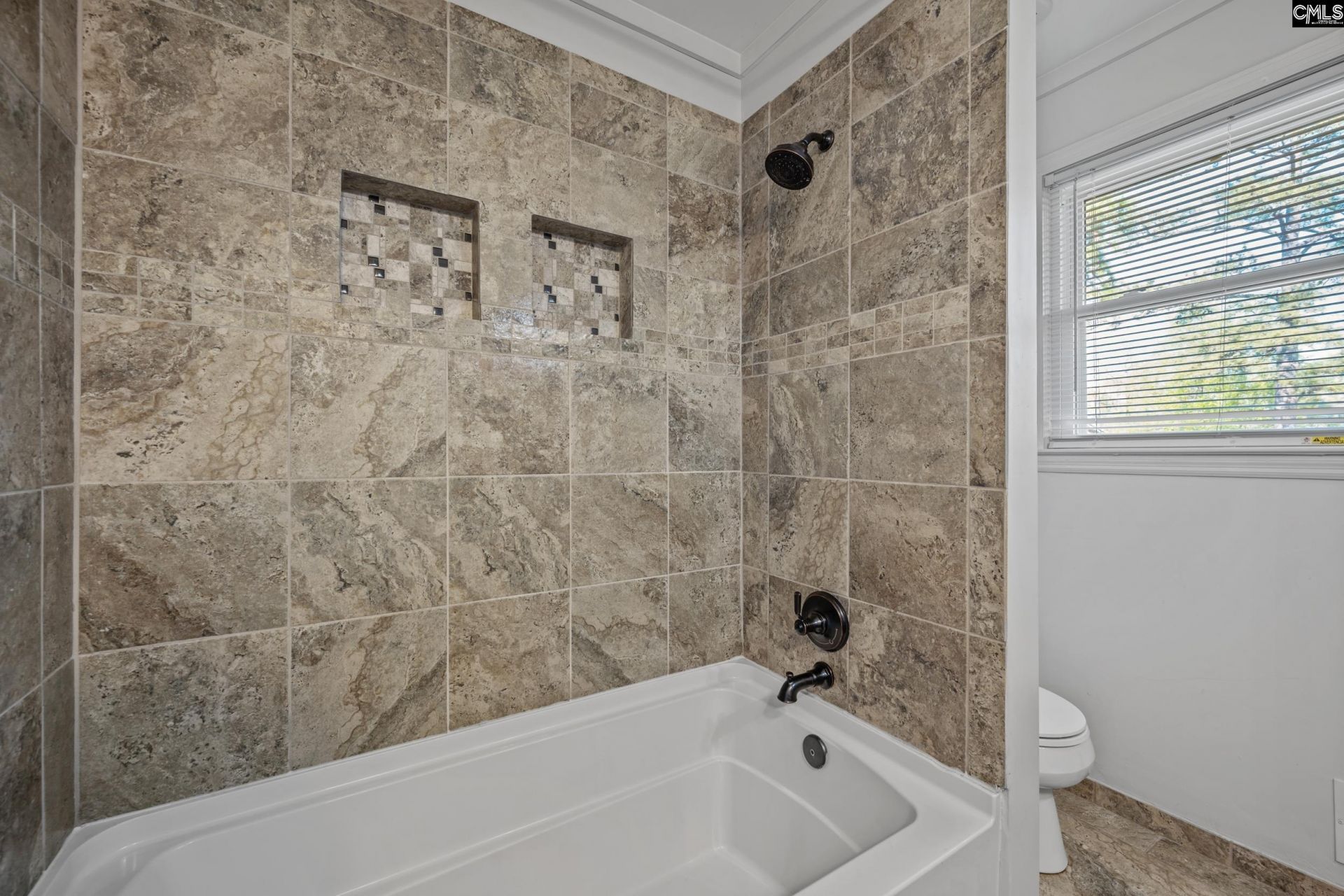 3 Holly Tree Court  Photo 36