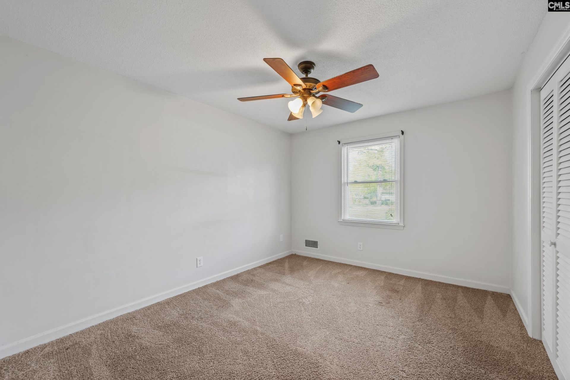 3 Holly Tree Court  Photo 39