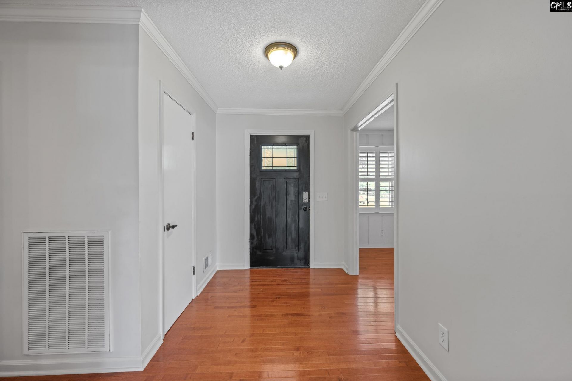 3 Holly Tree Court  Photo 6